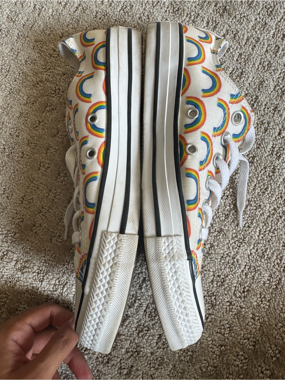 Converse Chuck Taylor All Star Rainbow Print Low Top Sneakers Women's 7 unisex - Picture 6 of 7